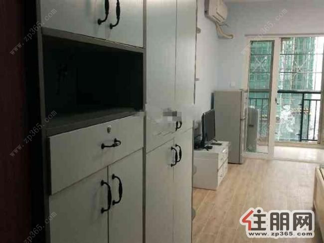 广汇东湖城单间精装1000/月,拎包入住