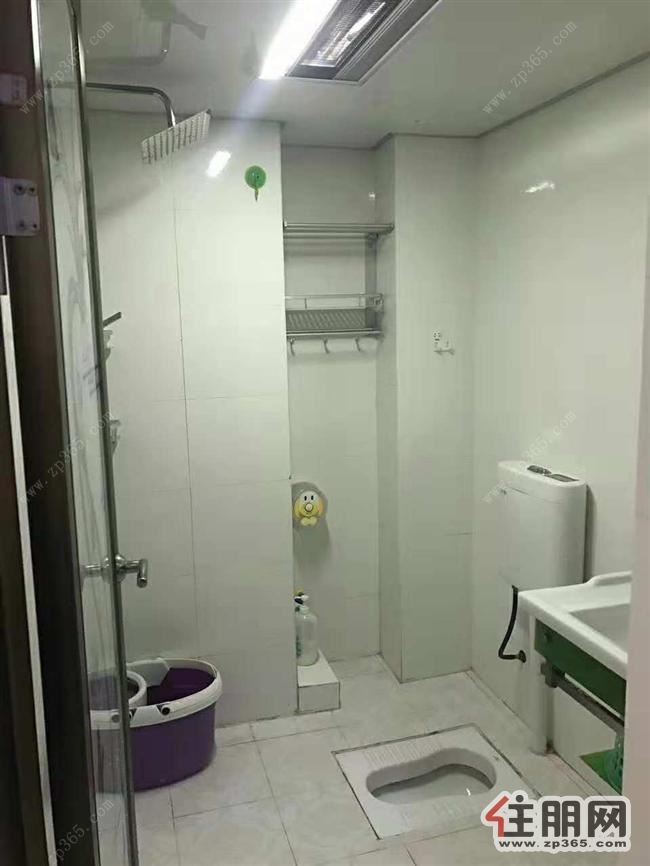 唐人街1200元1室0厅1卫精装修,家具家电齐全,急租!