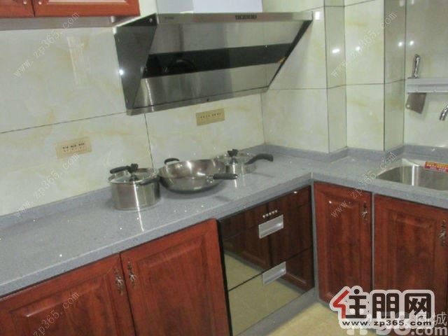 城中阳光100城市广场万达广场旁边【沃德