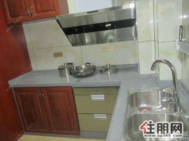 城中阳光100城市广场万达广场旁边【沃德