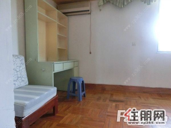 新竹路6号图书馆宿舍三房一厅配套齐全拎包