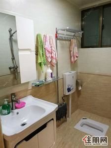 海城区-中南明珠2000元3室2厅2卫***修拎包入住