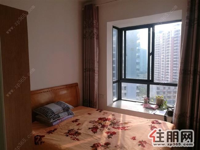 清爽大户型齐全家私海辰国际2100元3室2厅1卫中装