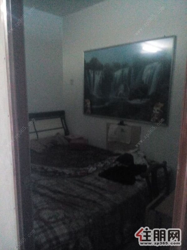 体育路鹿山花苑中装两房除了没有冰