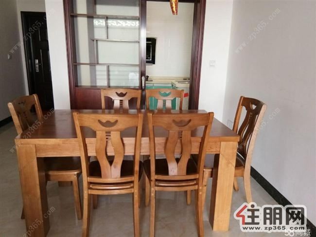 城市怡景1650元3室2厅1卫精装