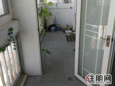 青秀区-区医院旁江景房桃源路吉祥大厦精装三房，可