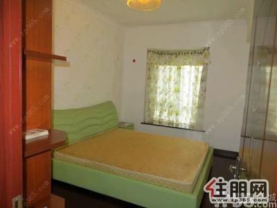 大学东路，嘉州华都2500元3室2厅0卫普通