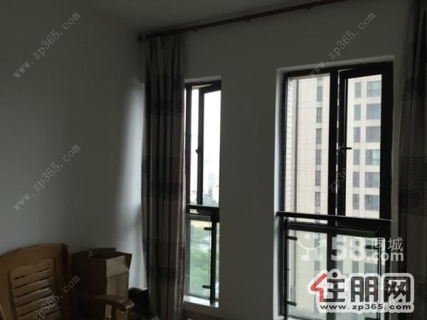 陪读首选,中房世纪租用房,押三付一。