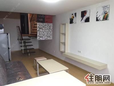 城中区-南亚名邸楼中楼家电家具齐全拎包入住！