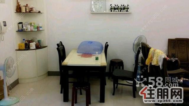 吉房出租,看房方便,盛天龙湾2200元