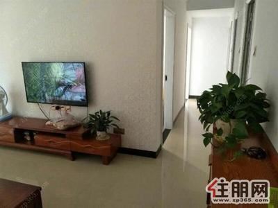 海城区-四川南路穗丰金湾3室2厅豪华装修仅租2600月