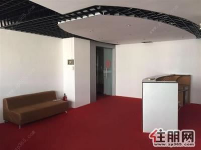 青秀区，地王国际旁金源CBD700平租75/平有