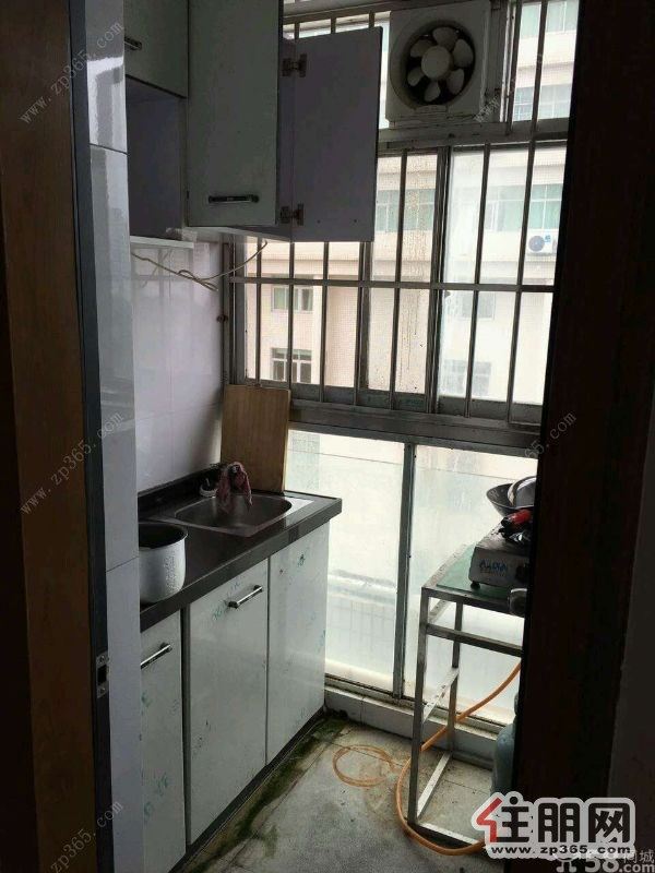 高新区东环大道工学院万达桂中菜市旁【青年