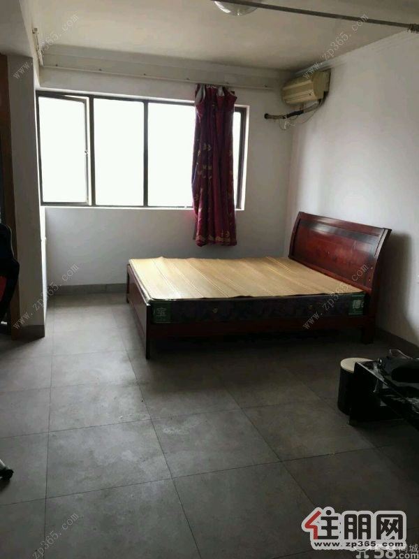 高新区东环大道工学院万达桂中菜市旁【青年