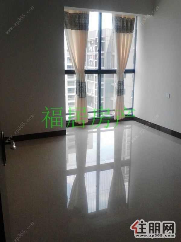 唐人街1500元2室2厅1卫精装修