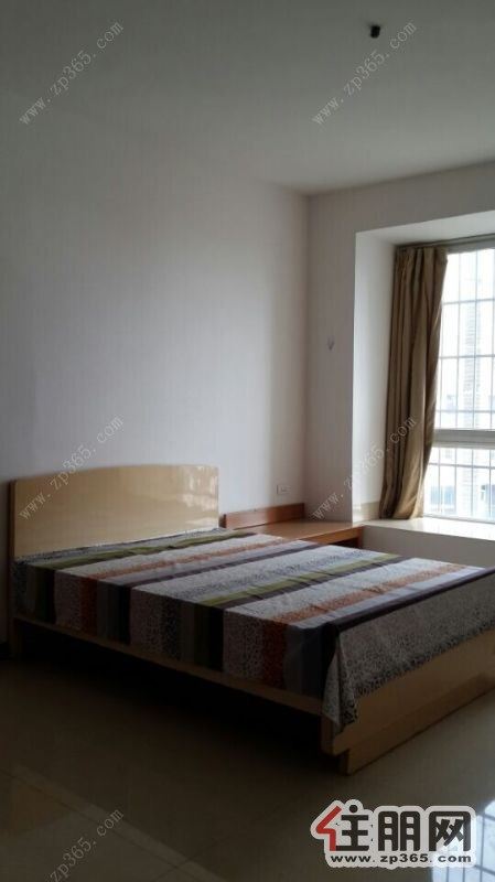 华展华园1500元2室2厅1卫普通