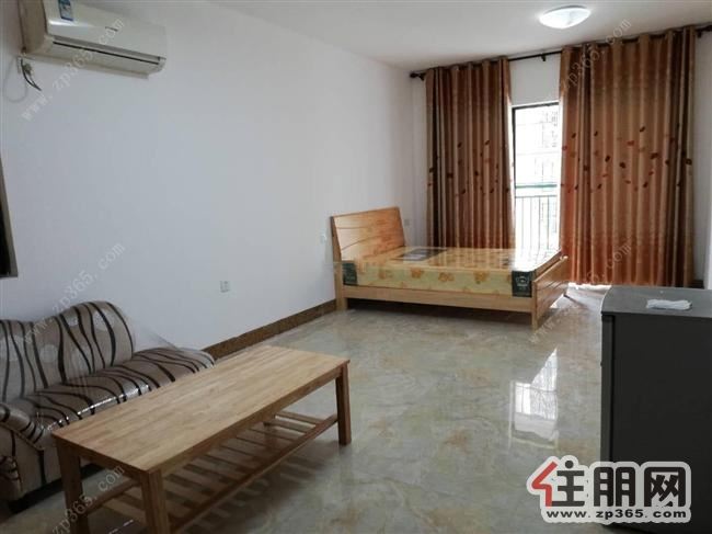 大世界商住大厦1200元1室1厅1卫***修,干净整洁,随时入住