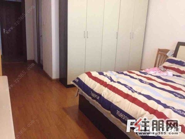 骋望骊都三房精装家具家电配齐拎包入住温馨