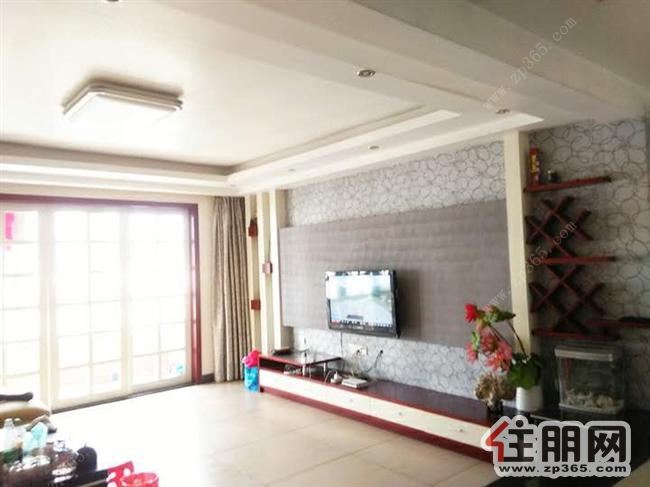 云南路和安超市对面景海豪庭3房2厅精装南北通透