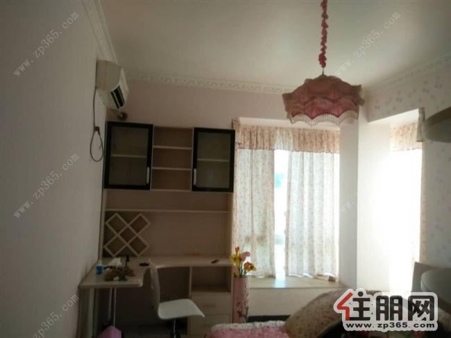 云南路和安超市对面景海豪庭3房2厅精装南北通透