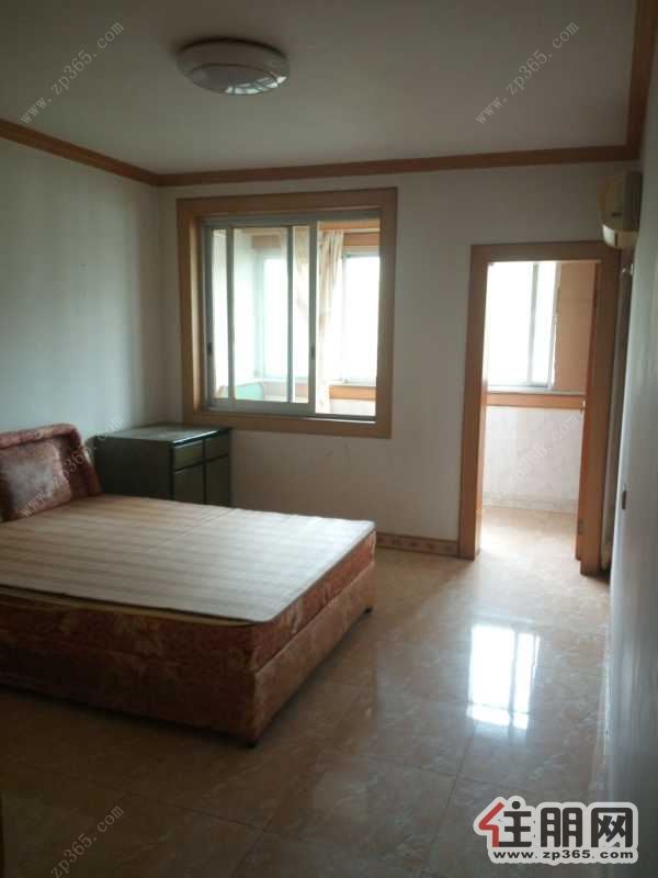 雅儒花园2000元3室2厅2卫精装修,依山傍水,风景优美