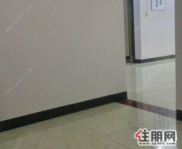 宏桂城市广场3室2厅2卫