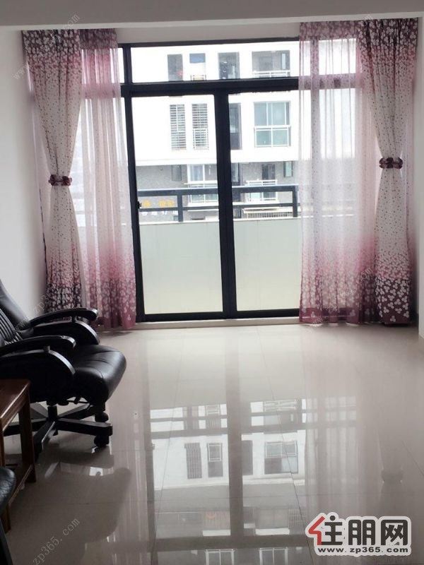 黄金地段万达旁沃德梦想全新房子拎包入住