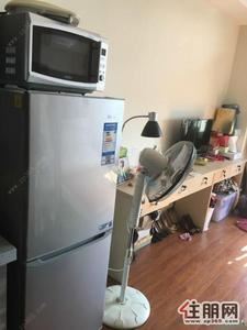 城中区,东环万达广场1号楼1号公寓1室1厅1卫