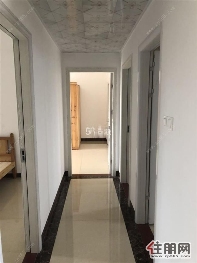 推荐!天悦尚城2800元4室2厅2卫中装