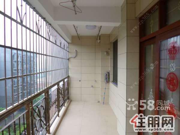 南江盛世江南3室2厅115平米精装修