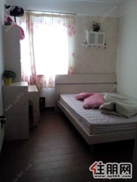 跃进路北站,交通便利,设施完整配套齐全,