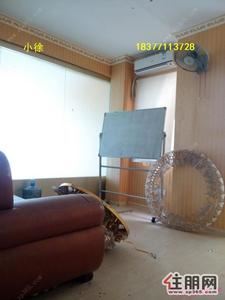 青秀区，五象广场【铭湖经典】180平租6000/