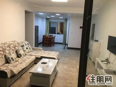 海城区，家具家电全齐，东风锦绣城1700元3室2厅2卫***修，拎包即住！