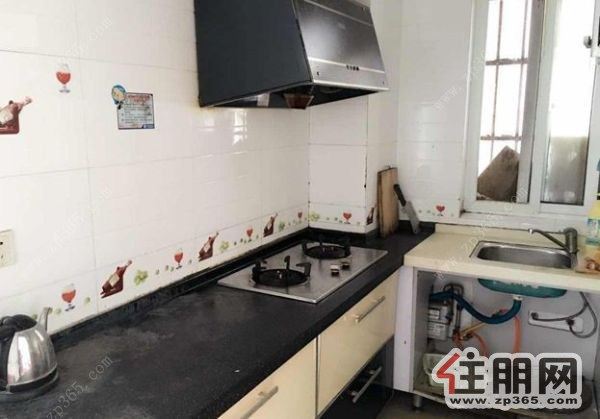 世博豪庭一房全新装修全新家具1600/月