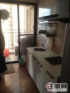 江南周边-江南五一路保利城精装温馨两房出租