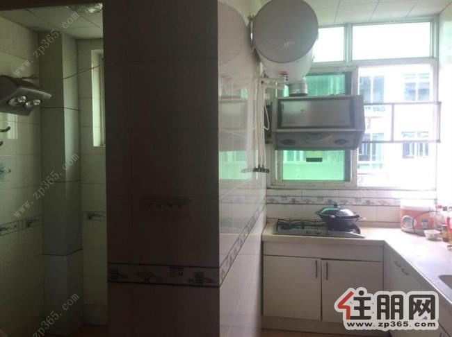 大社区,生活交通方便,三丰名园2100元3室2厅2卫***修