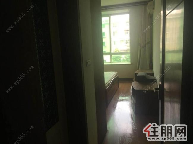 大社区,生活交通方便,三丰名园2100元3室2厅2卫***修