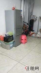 城中区,仁和馨园1900元2室2厅1卫***修,家电齐全,拎包入住!