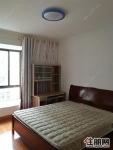 凤岭北-3500带车位荣和山水美地大三房地铁口南北通透拎包入住