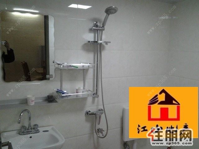 东环路居上百合2室2厅90平米精装修,全