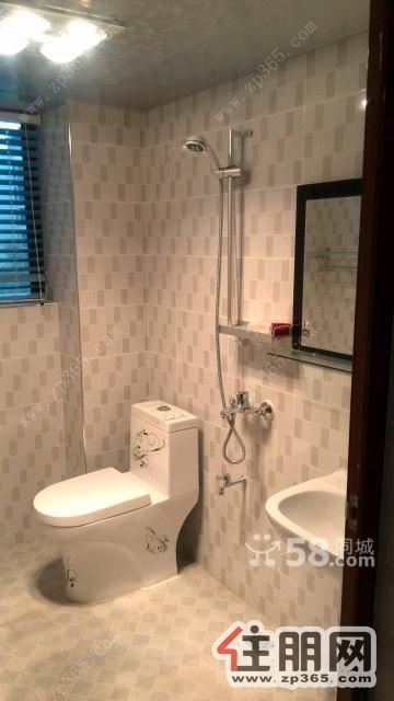 华展华园1800元2室2厅中装,家具