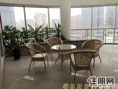 青秀区，德瑞大厦547㎡精装修带部分办公租7