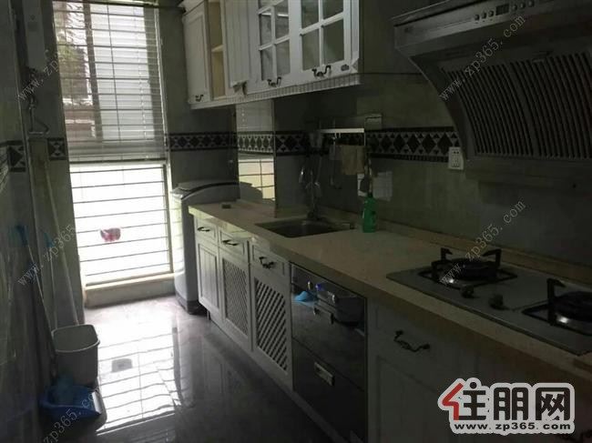 大城小院,来电立即看房,精装修,家具家电