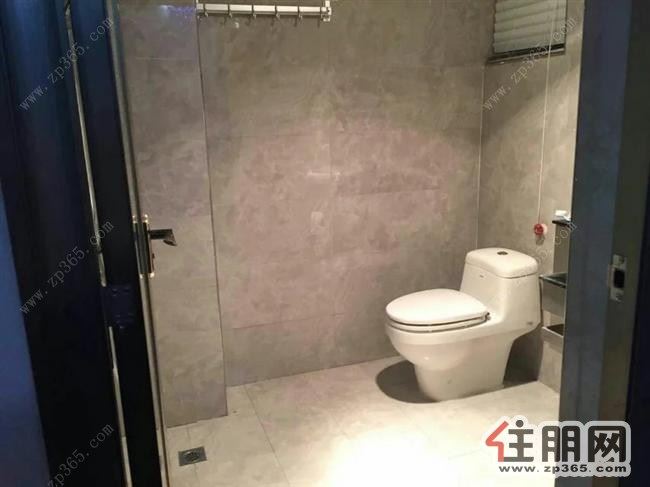 大城小院,来电立即看房,精装修,家具家电