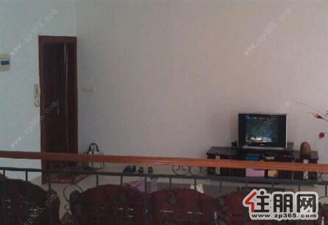 精装修花样年小区拧包入住