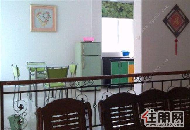 精装修花样年小区拧包入住