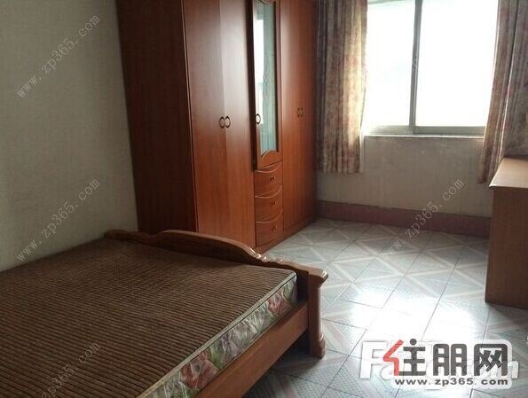 广雅小苑1300元3室2厅1卫中装