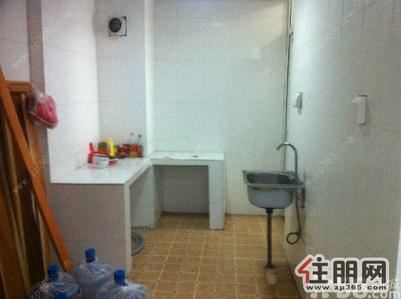 青秀区-阳光100城市广场,位于盛天国际对面,欧