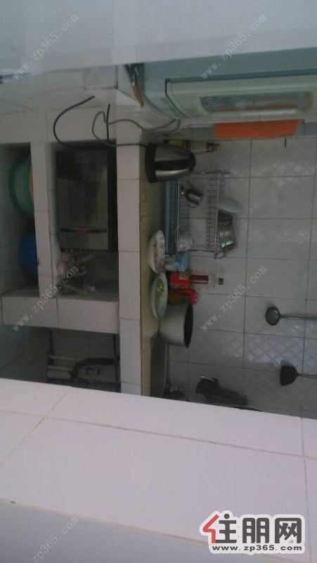 1房1厅家具配齐可拎包入住