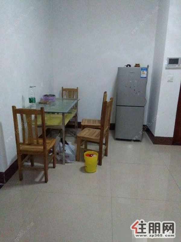 唐人街2房1厅,拎包入住,家具家电齐全